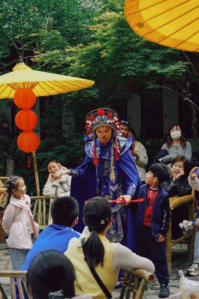 “五一”假期门票预售已达3万张，黄鹤楼上新《南楼有戏》
